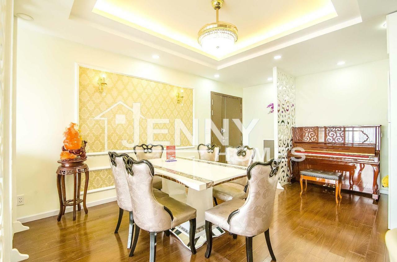 Sunrise City - Jennyhomes Хошимін Екстер'єр фото